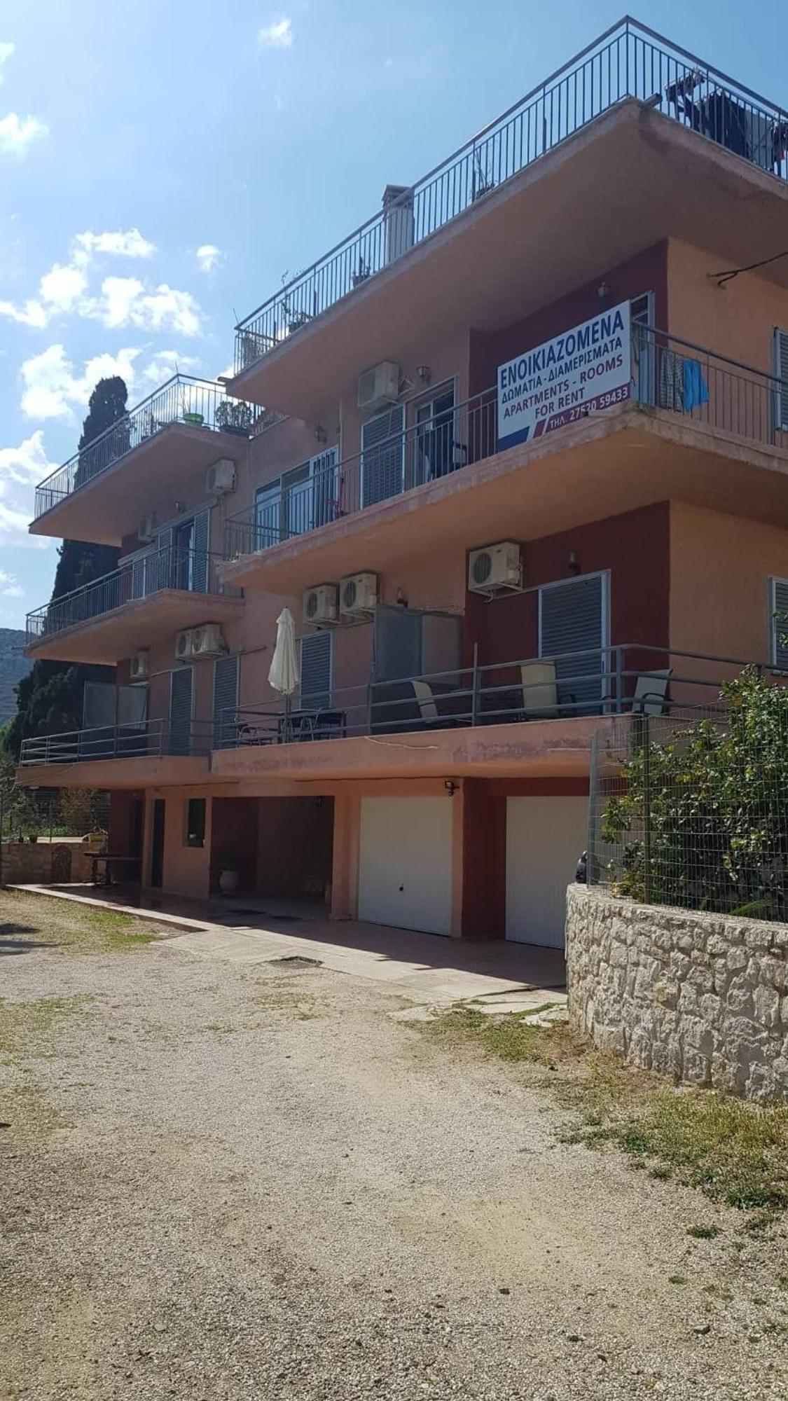 Athina Apartments Tolón Eksteriør bilde